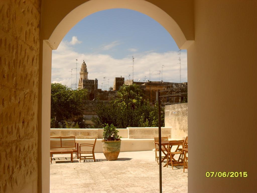 B&B La Casa Gialla Лече Екстериор снимка