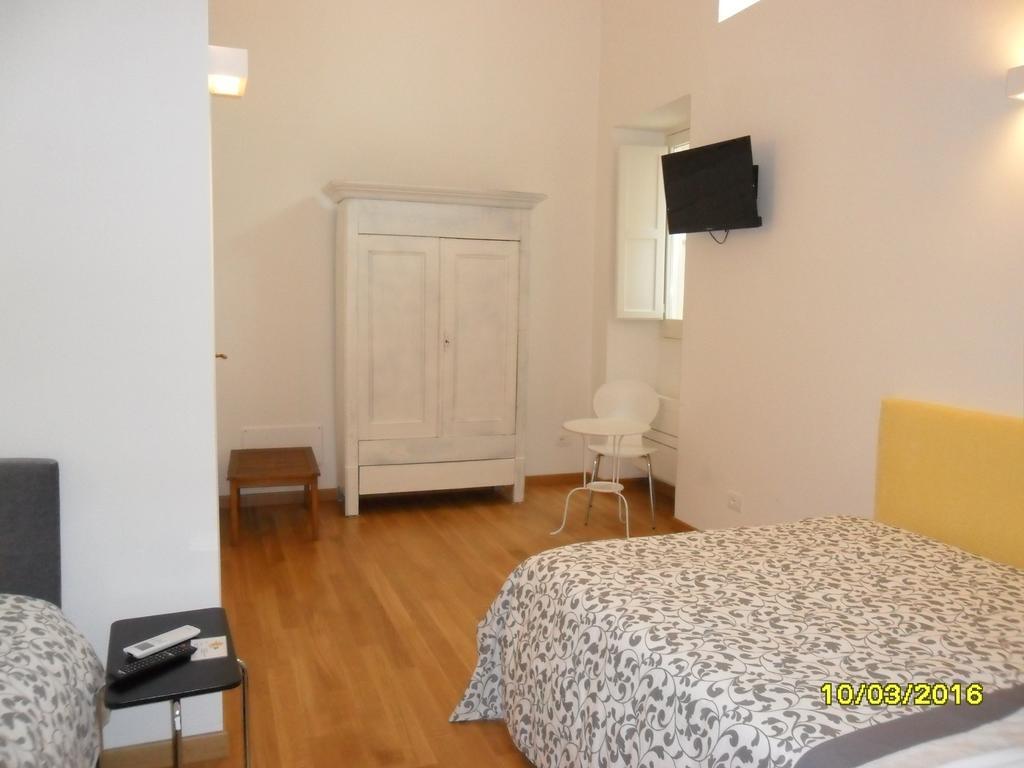B&B La Casa Gialla Лече Екстериор снимка