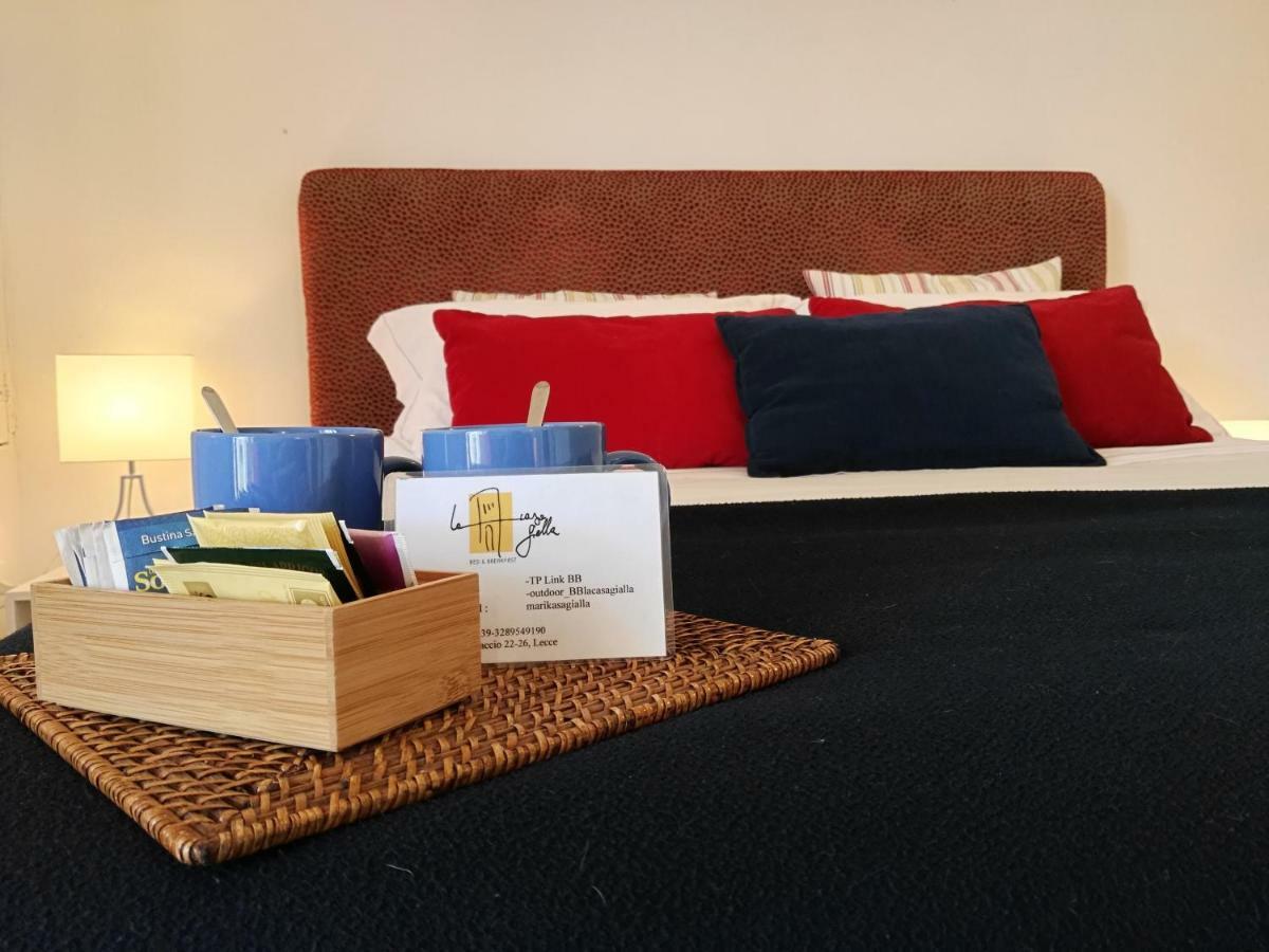 B&B La Casa Gialla Лече Екстериор снимка
