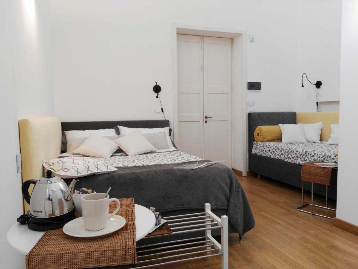 B&B La Casa Gialla Лече Екстериор снимка